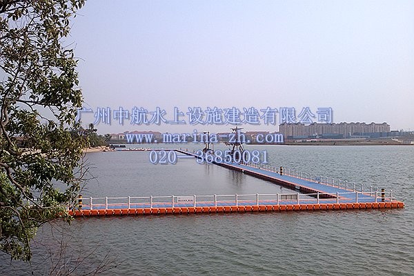 水上游泳池 水上浮筒 廣州中航水上設施建造有限公司